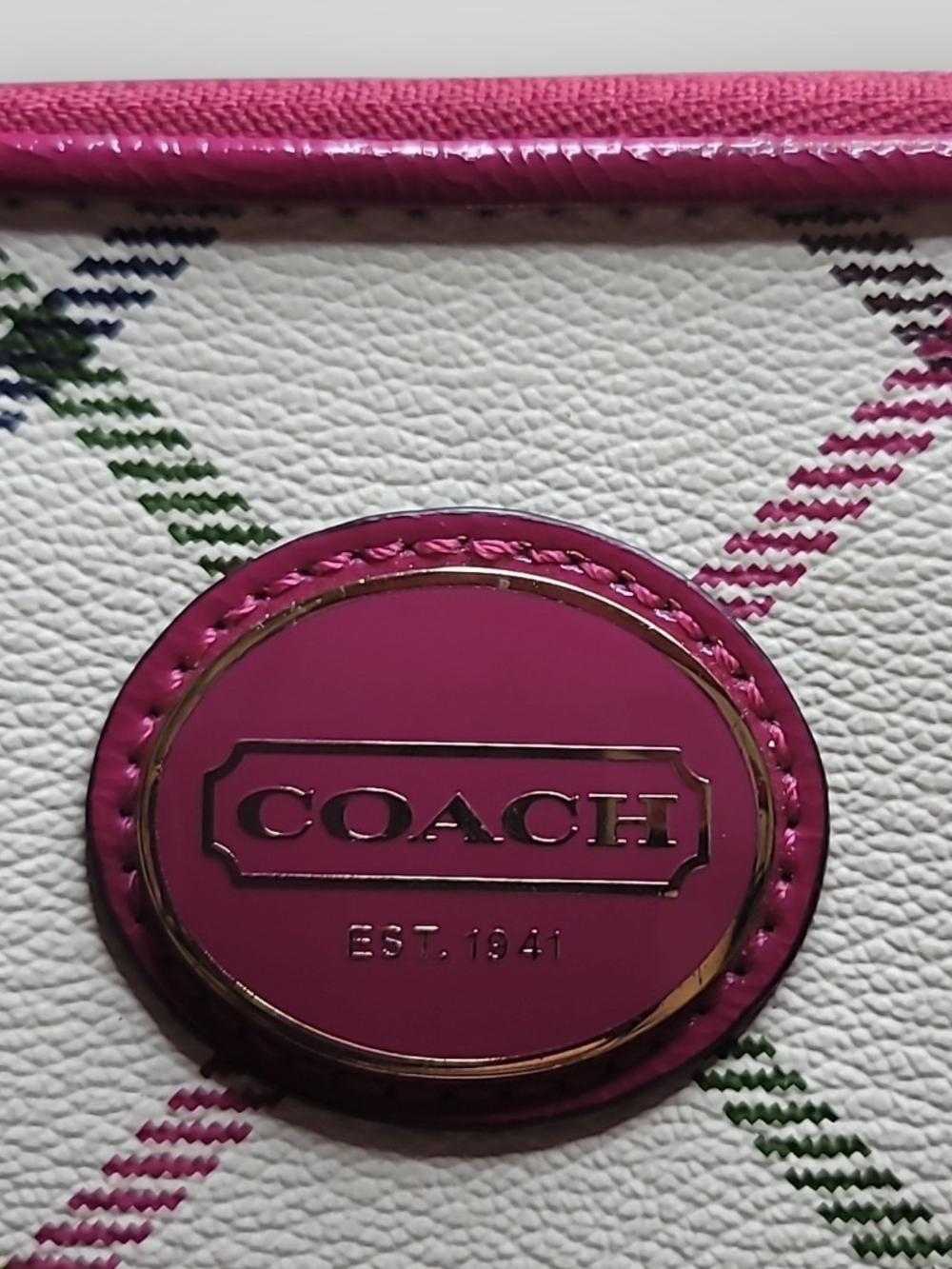 Coach Peyton Tattersall Tablet/iPad Sleeve Crossbody EUC - Picture 3 of 9